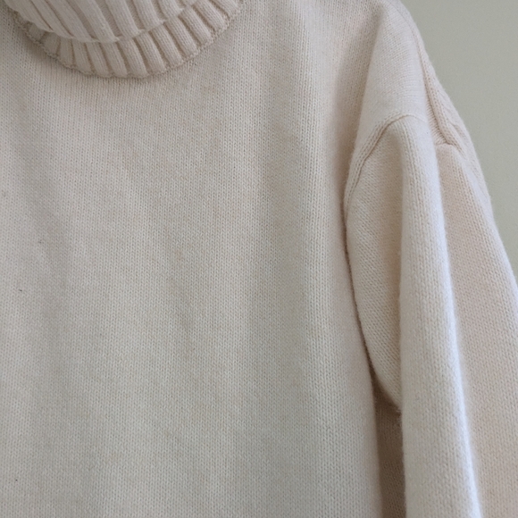 Not Available - Picture 6 of 8